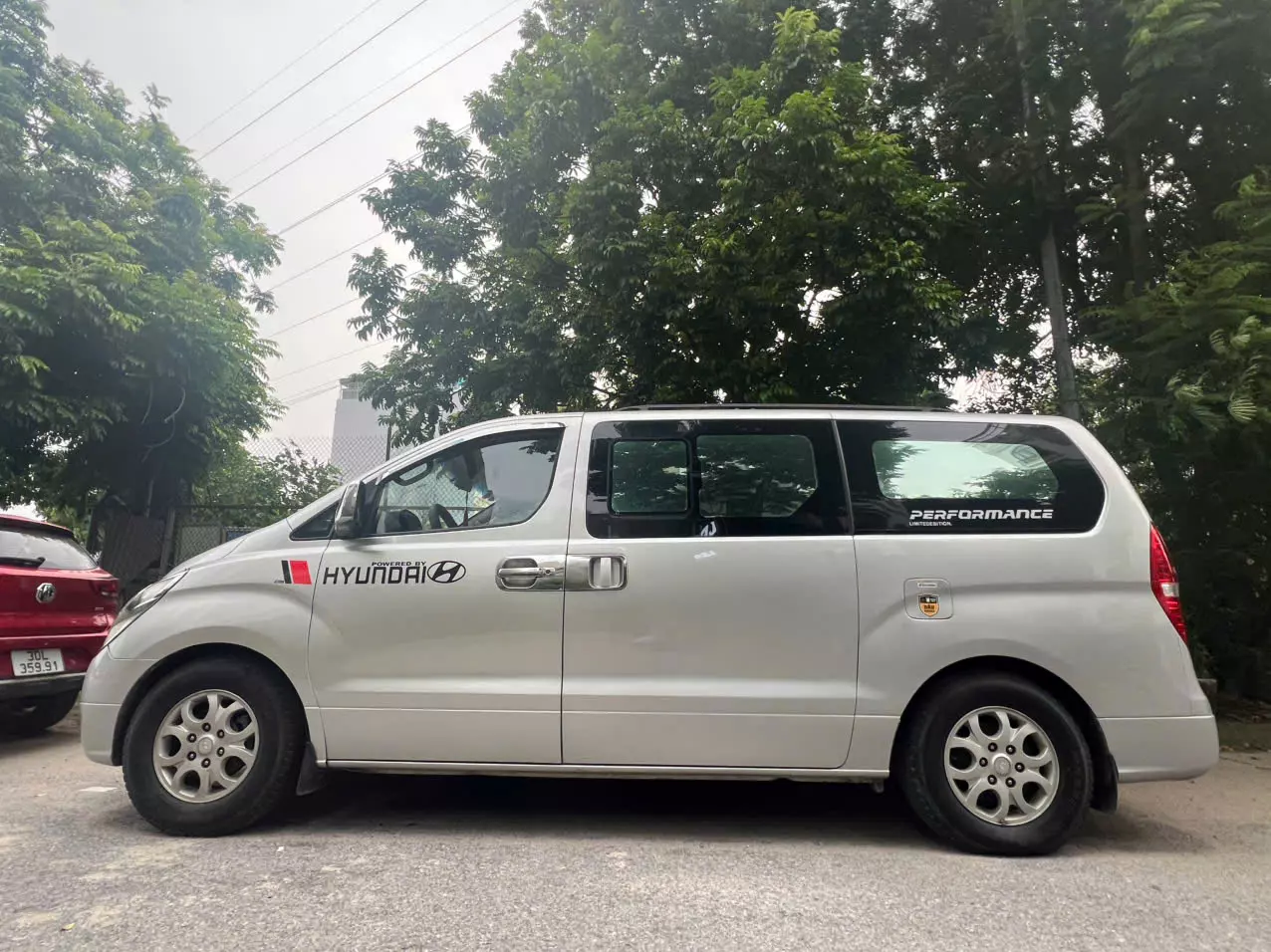 BÁN HYUNDAI GRANSTAREX TẢI VAN 5 CHỖ - Sx 2008 ,ĐK 2012 - XE CHÍNH CHỦ.-2