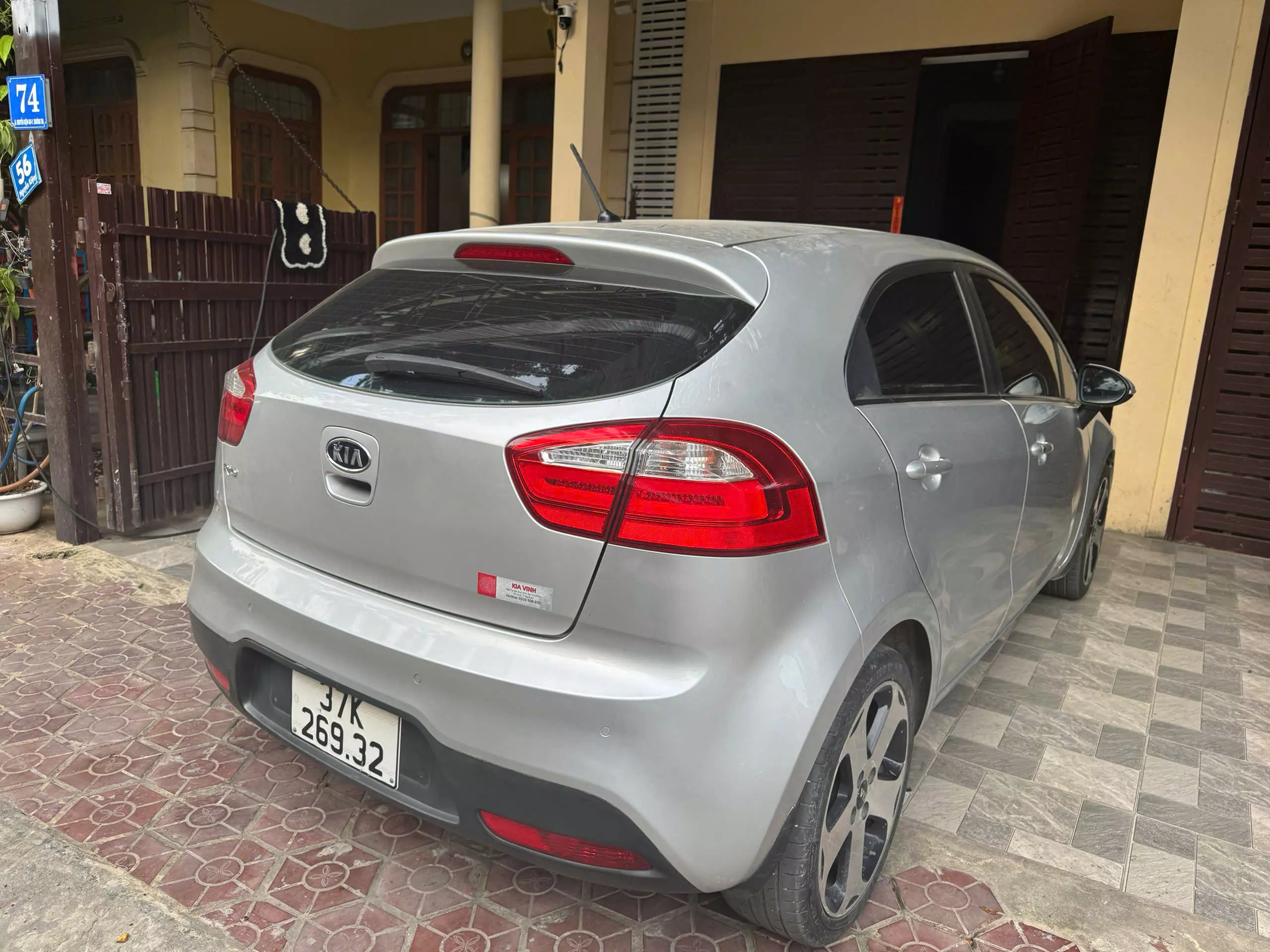 Kia Rio 2011 1.6 AT - 98000 km-4