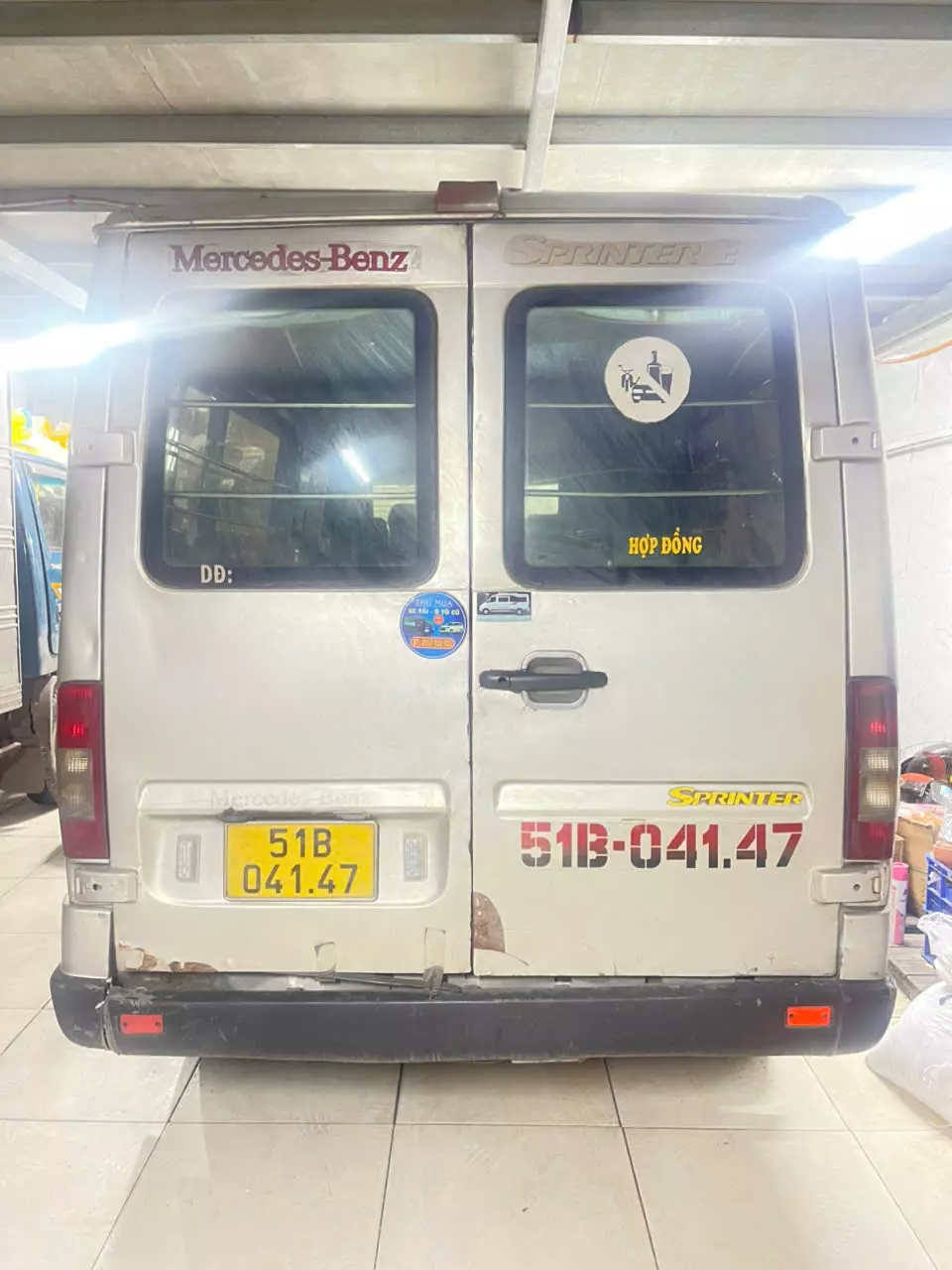 Xe Van Mercedes Benz Sprinter, sản xuất năm 2007.-2