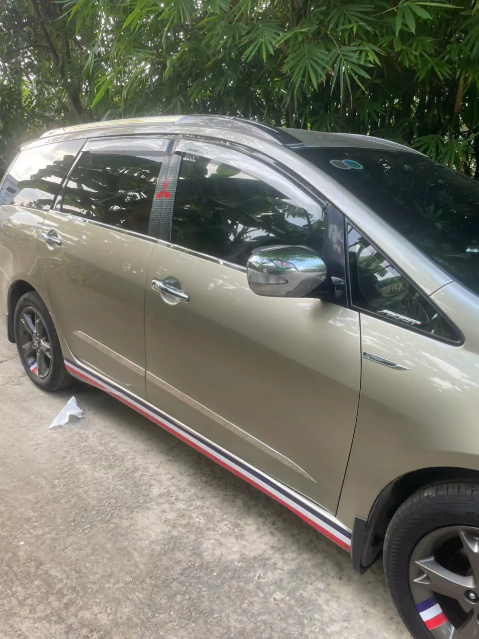 Cần bán Mitsubishi Grandis 2.4 AT – Xe 7 chỗ rộng rãi, máy êm, giữ gìn kỹ-0