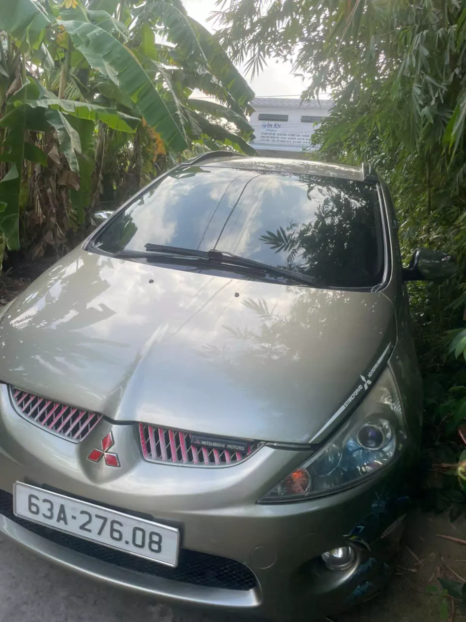 Cần bán Mitsubishi Grandis 2.4 AT – Xe 7 chỗ rộng rãi, máy êm, giữ gìn kỹ-1