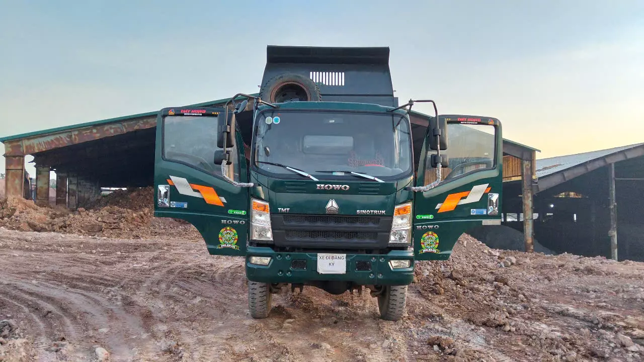 CHÍNH CHỦ CẦN BÁN XE SINOTRUK 2 CẦU SX 2020 ĐĂNG KÝ 2021-2