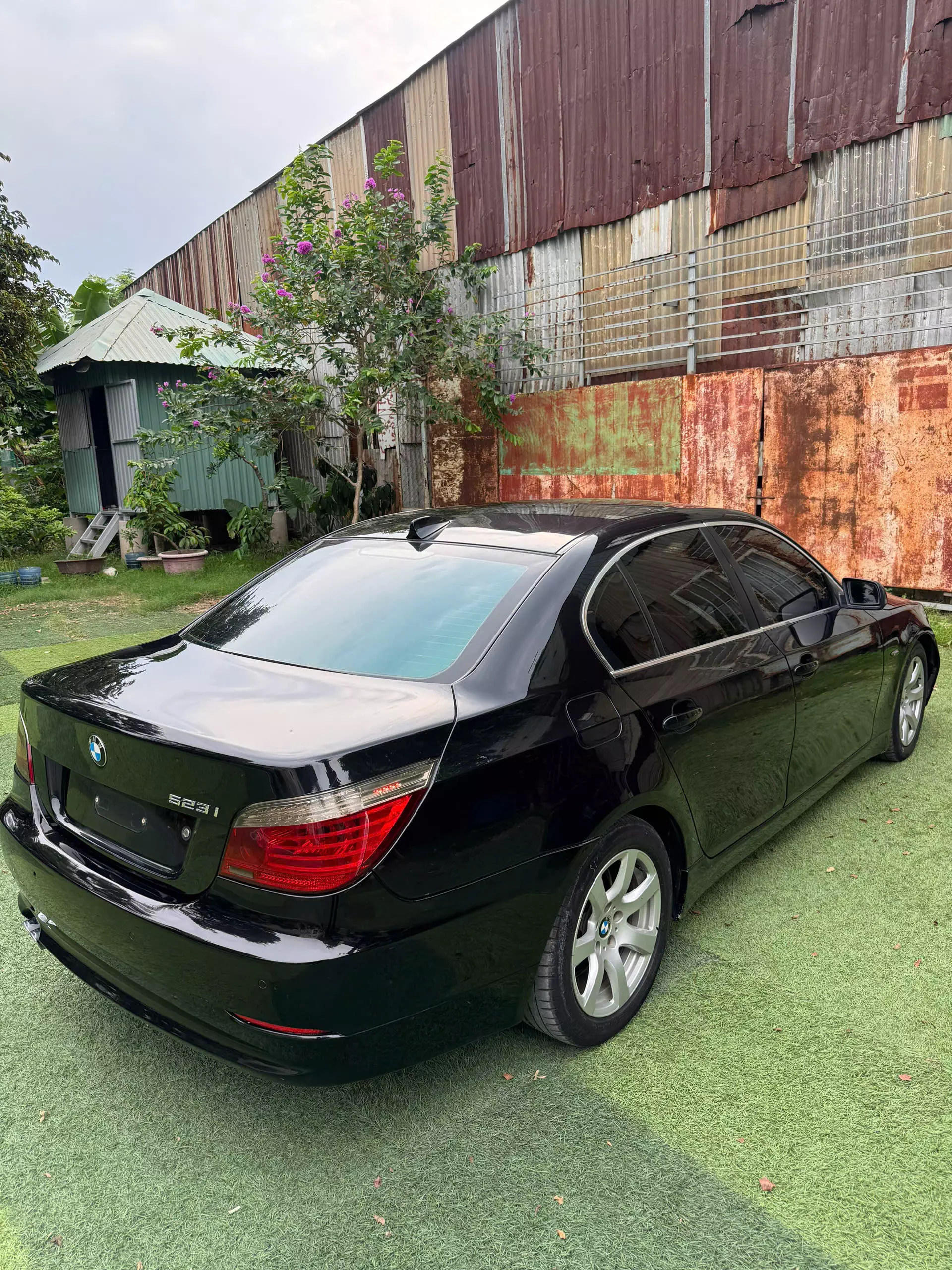 Chính chủ bán xe Bmw 523i sx 2009-0