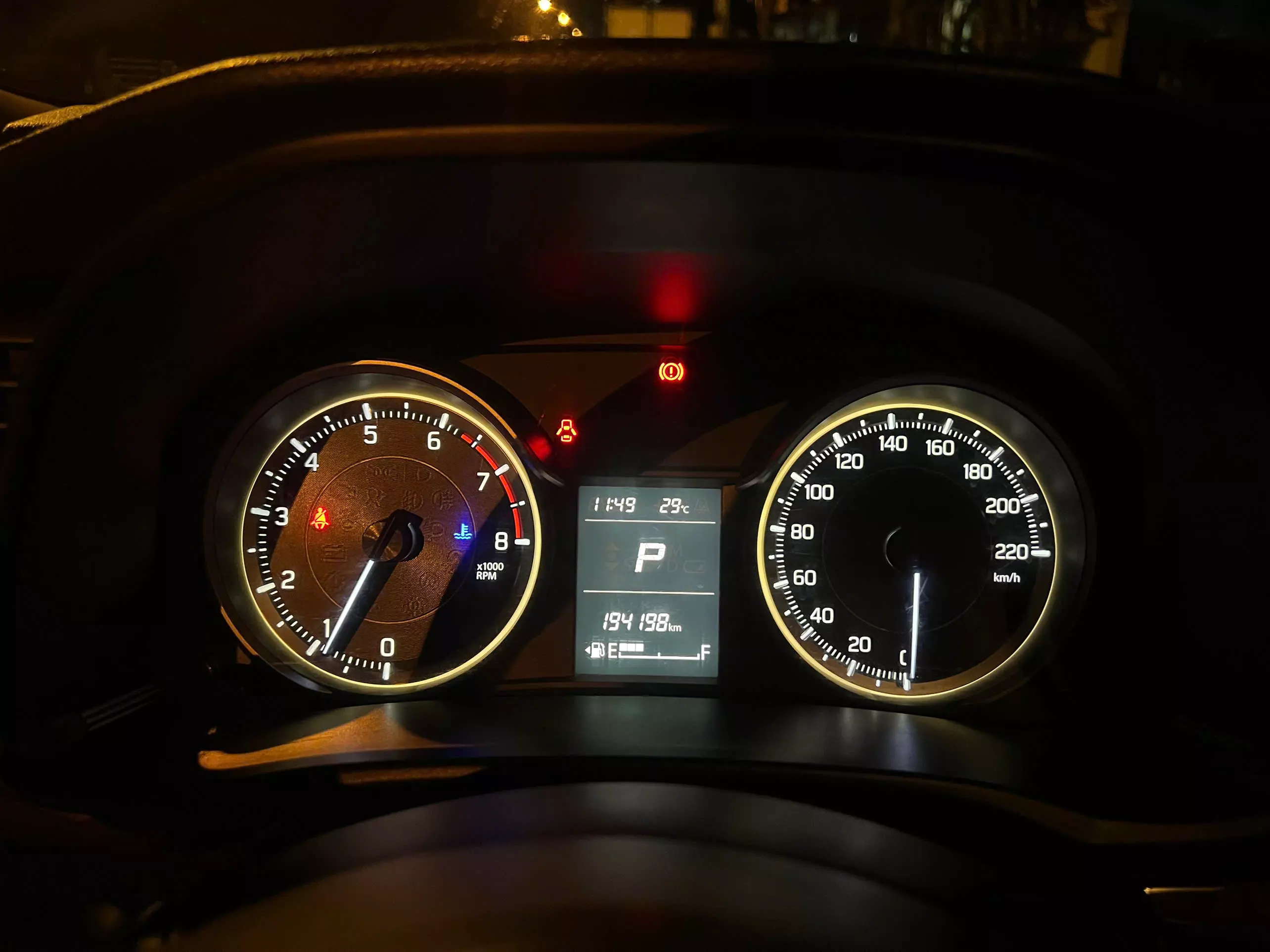 Suzuki Ertiga 2020 GLX 4AT - 194000 km-1