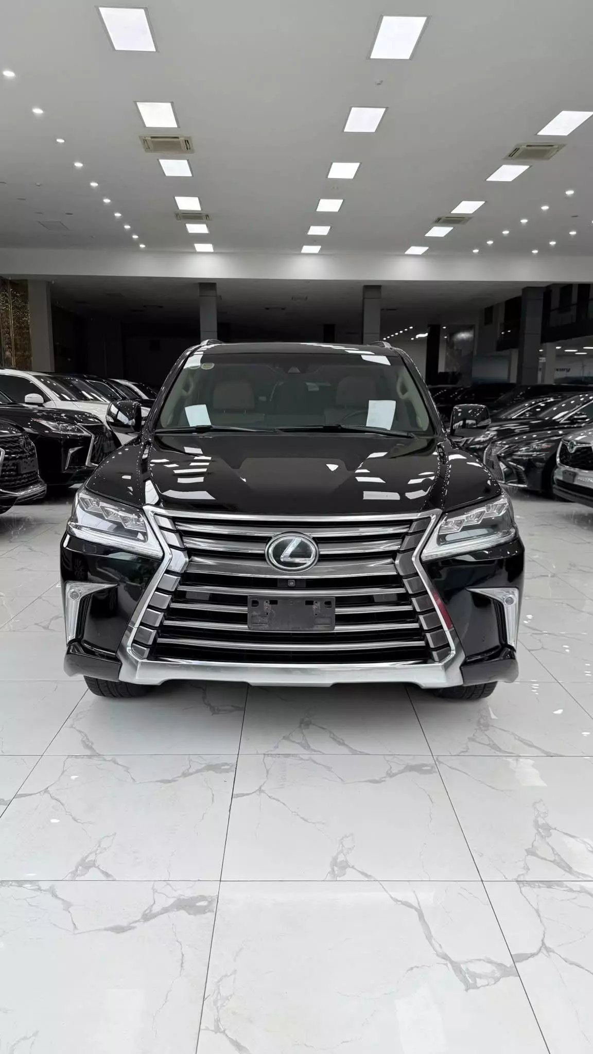 Bán Lexus LX570 nhập Mỹ sản xuất 2016, 1 chủ từ mới, biển Hà Nội.-0