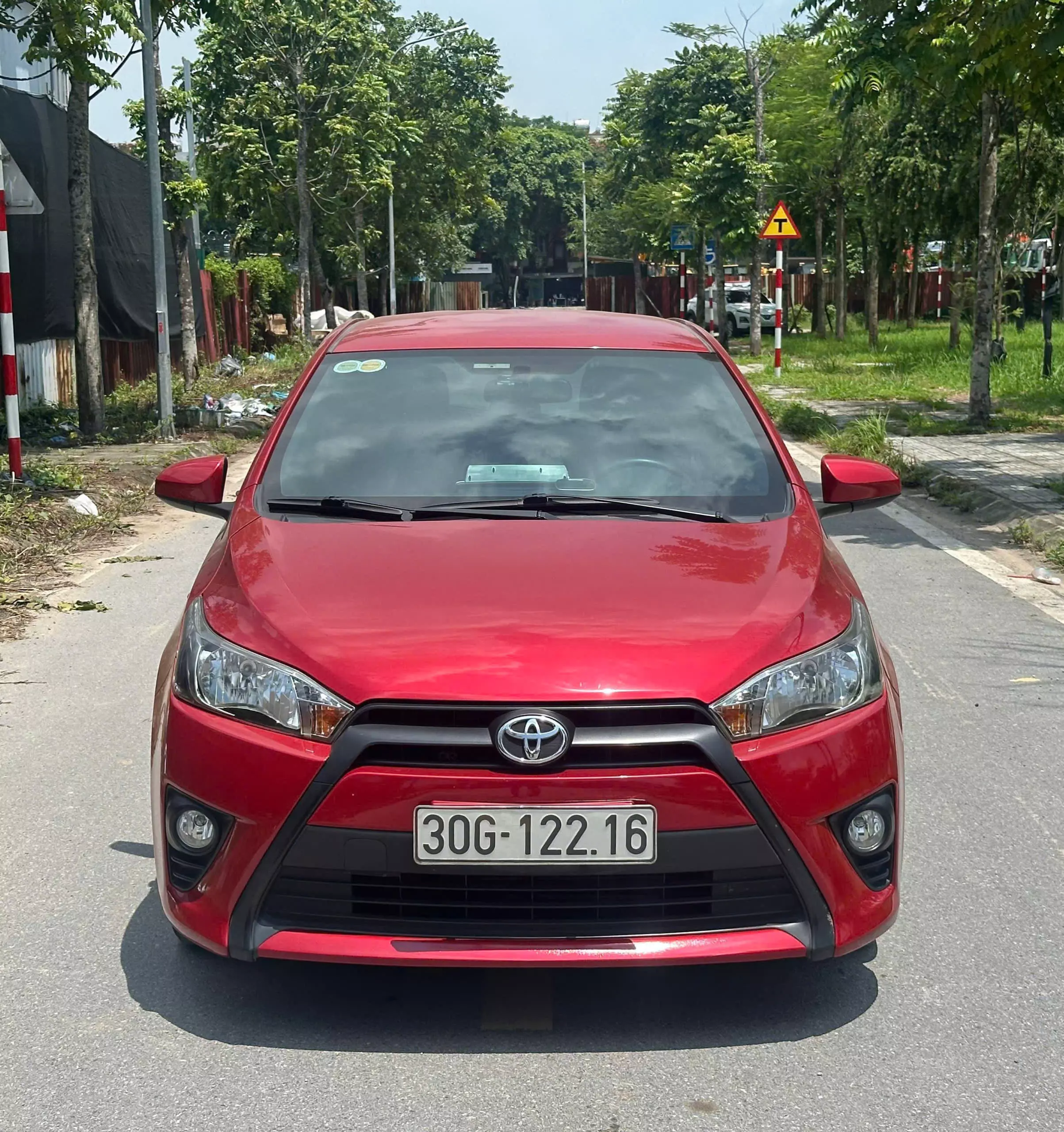 Toyota Yaris 2016, Màu đỏ nhập khẩu nguyên chiếc Thái Lan-0