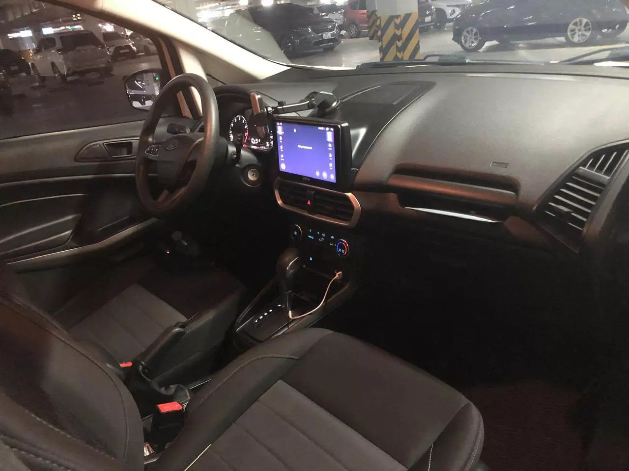Cần bán Ford EcoSport Ambiente 1.5AT – đời 2019-4