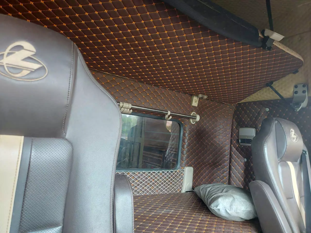 Chính chủ bán xe tải Chenglong sản xuất năm 2022 -2