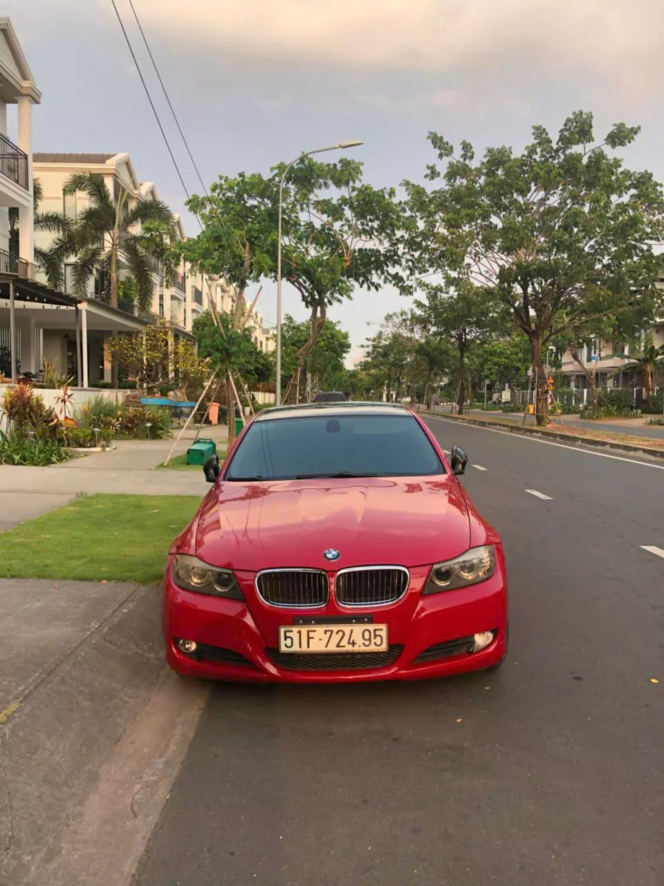 Cần bán Xe sedan BMW 3 Series sản xuất năm 2009, nhập khẩu từ Đức.-0