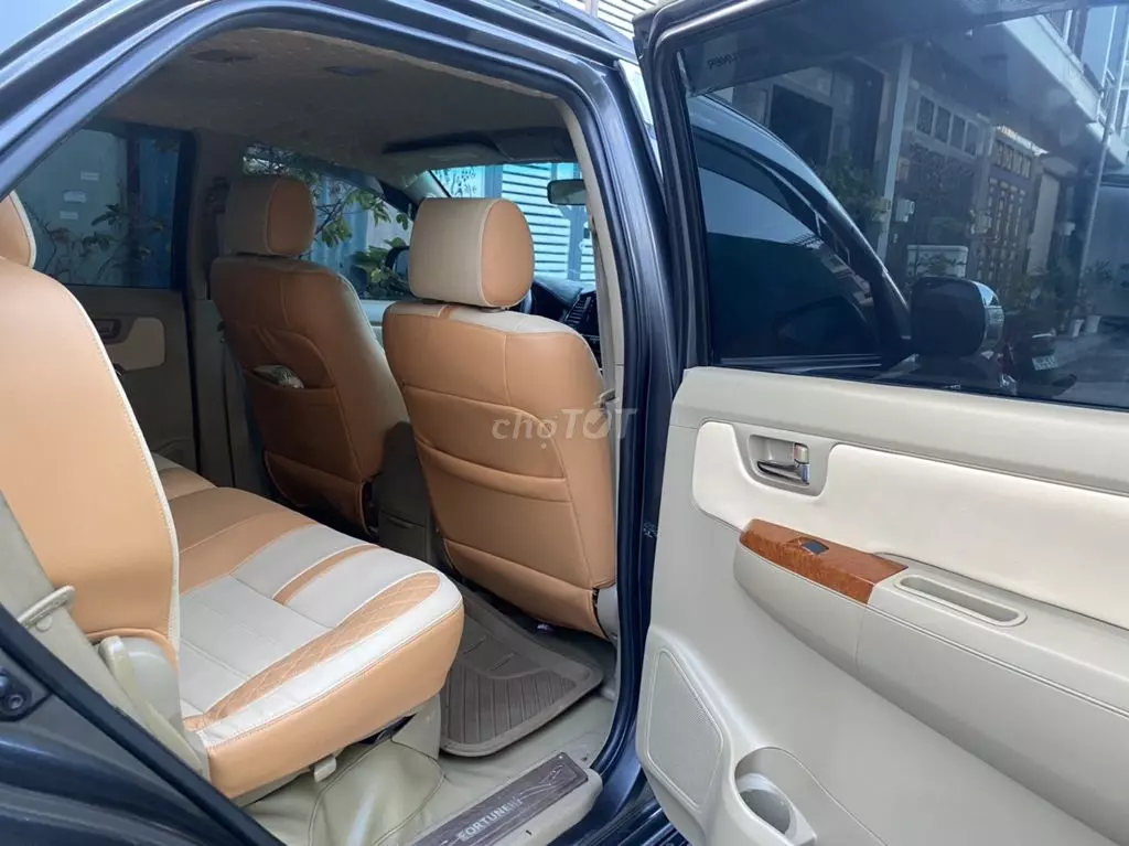 Toyota Fortuner 2009 2.7V 4x4 AT - 110000 km-4