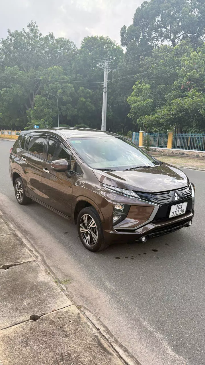 Chính chủ cần bán xe Xpander sx 2021  Đăng ký lần đầu 2022-0