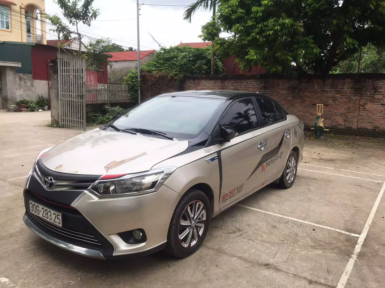 Chính chủ bán xe Toyota vios E 2017 số sàn-3