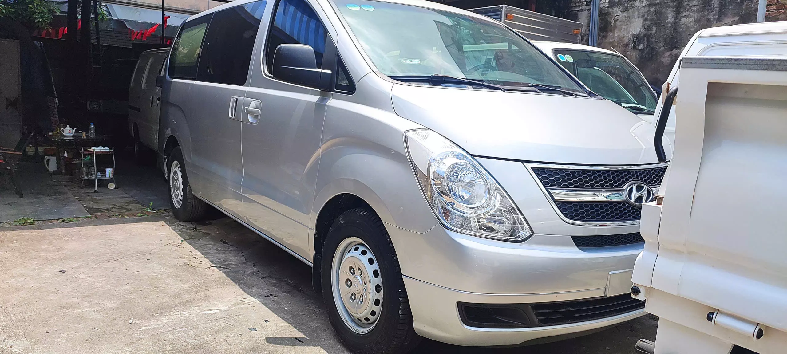 HYUNDAI Starex – Máy dầu số sàn 2009 -2