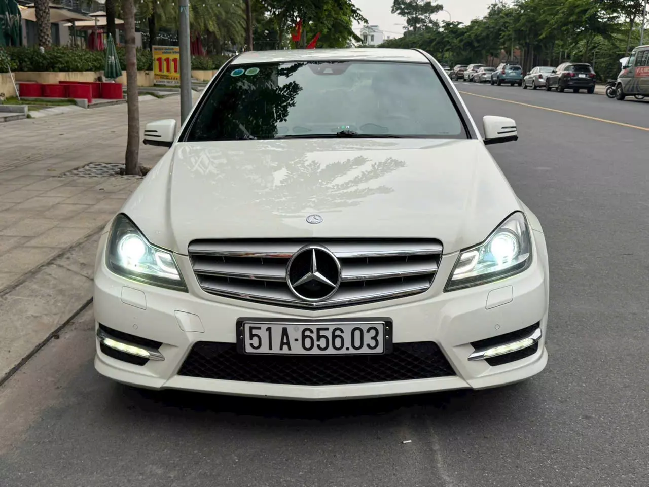 Chính chủ cần bán xe C300 AMG 2012-0