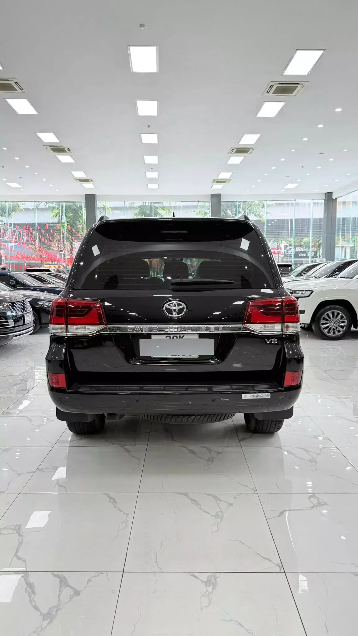 Bán Toyota Land Cruiser 4.6V8 sản xuất 2019. Xe quá mới.-1