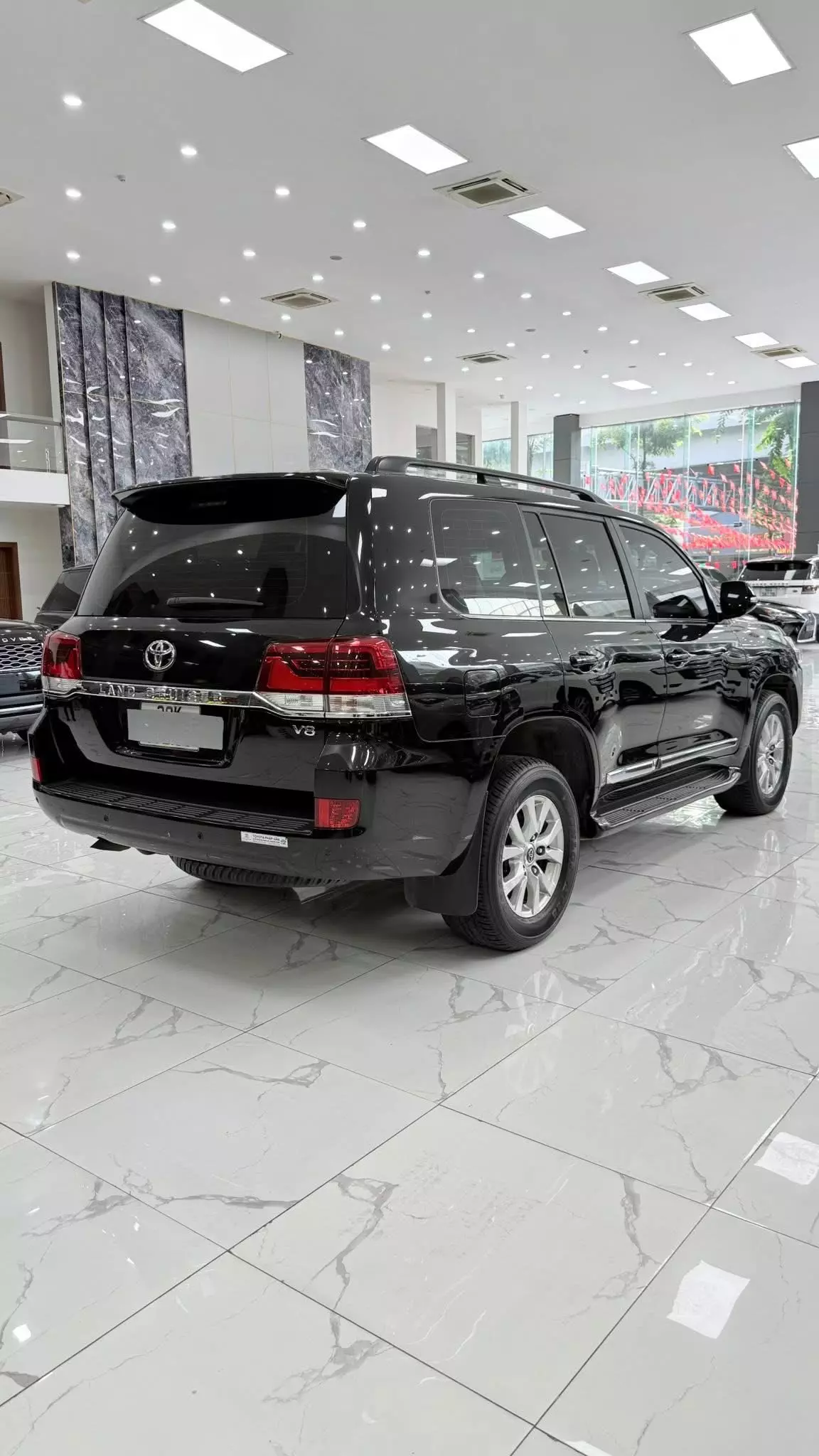 Bán Toyota Land Cruiser 4.6V8 sản xuất 2019. Xe quá mới.-6