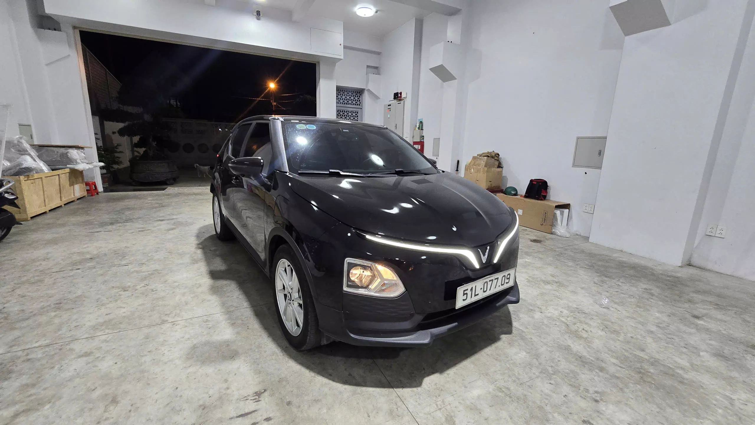 Vf 5 bản plus cao cấp màu đen bản mua pin-1