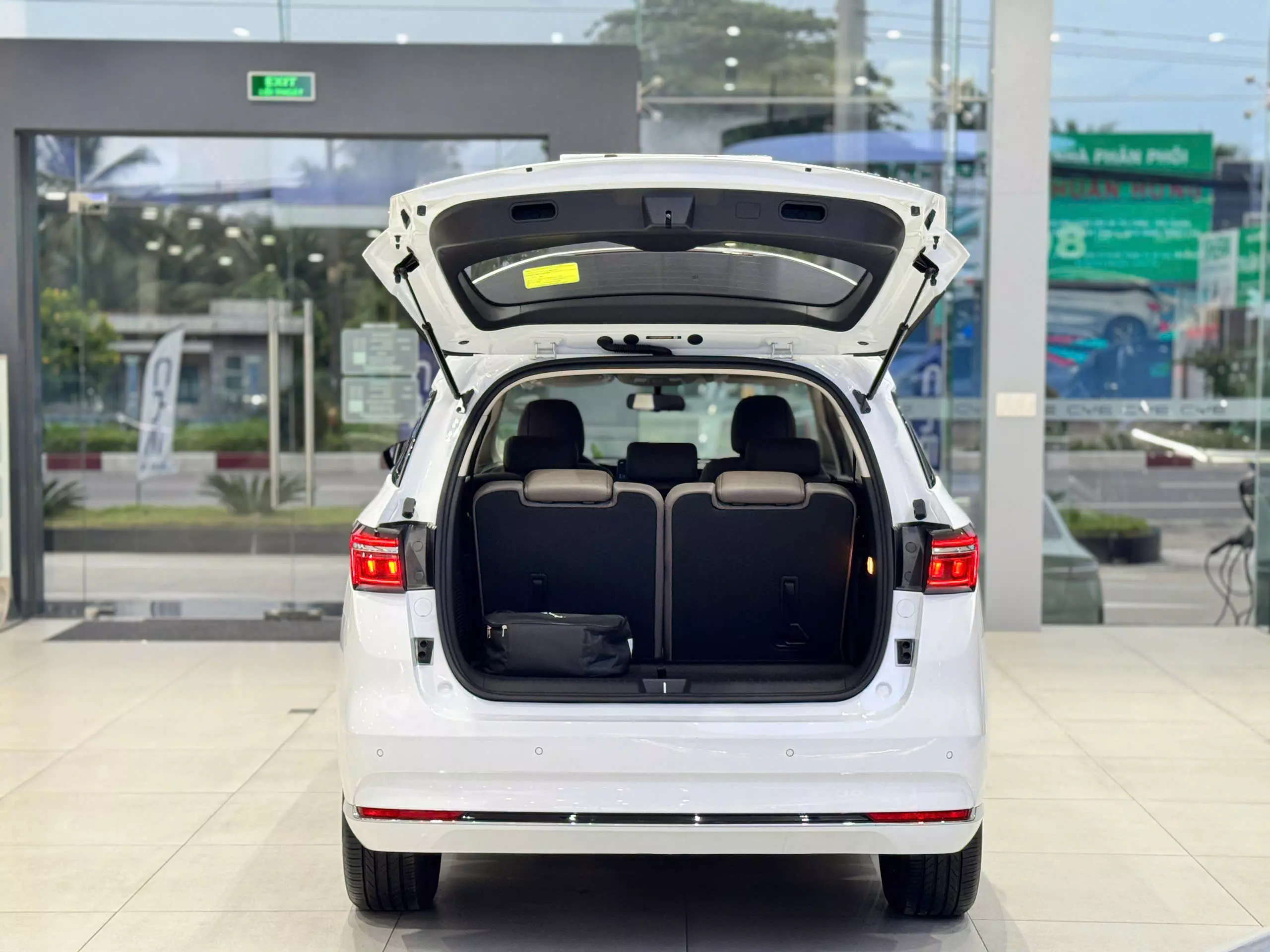 BYD M6 - Xe thuần điện 7 Chỗ tốt nhất hiện nay. -4