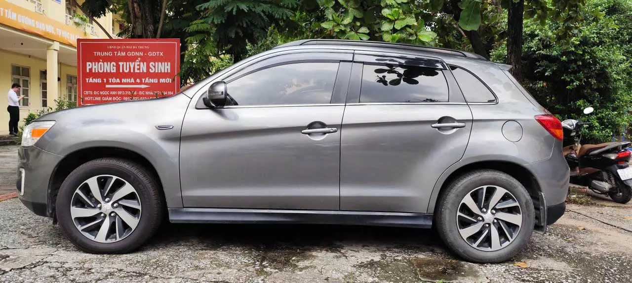 Bán xe Mitsubishi Outlander sport bản GLS 2015-4