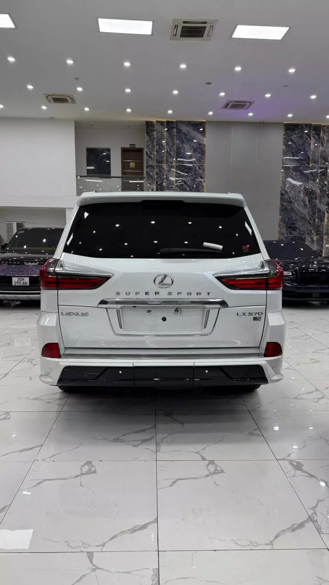 Bán Lexus LX570 Super Sport Trung Đông 2016. Xe cực mới.-3