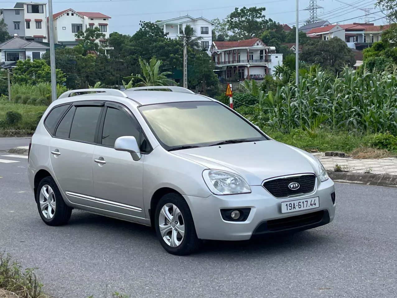 Cần bán Kia Carens SX-4
