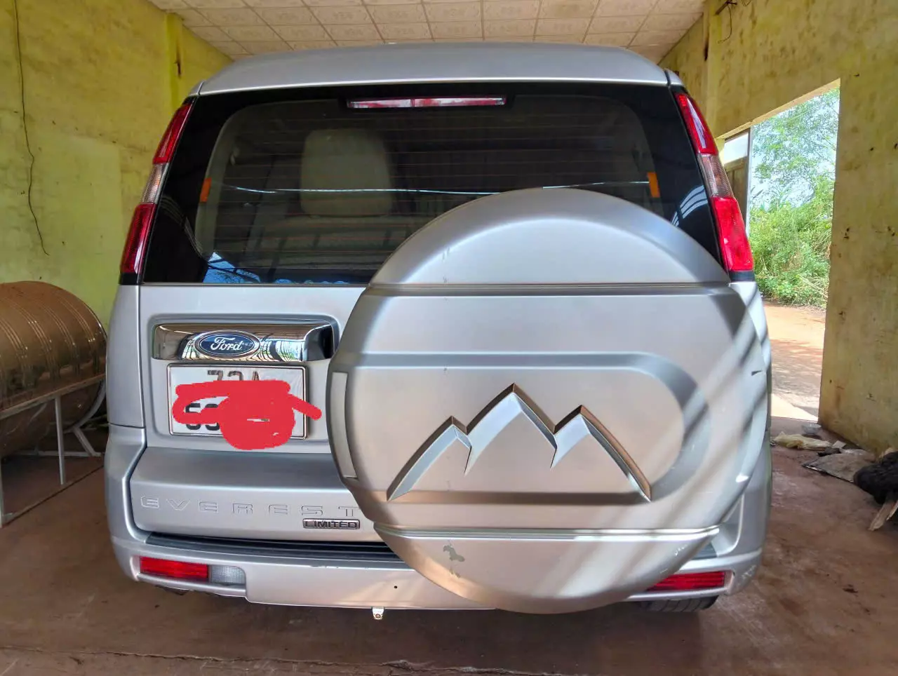 Chính chủ cần bán xe Xe Ford Everest 2011 AT-4