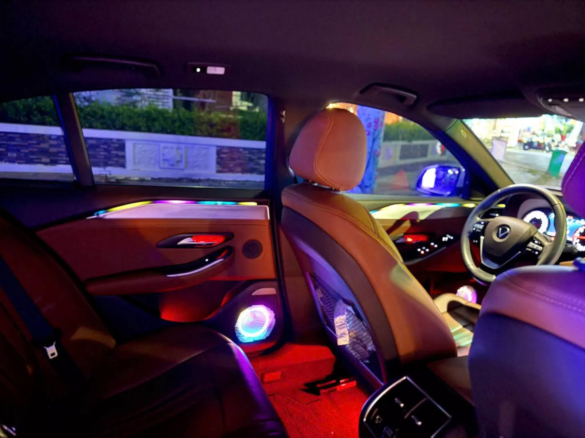 VinFast Lux A2.0 Premium-1