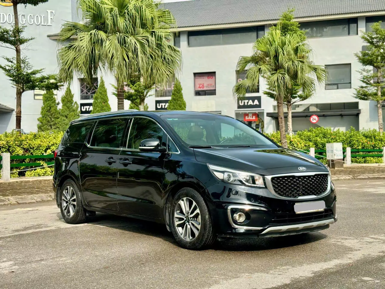 Siêu phẩm gia đình – KIA Sedona Full Dầu 2018 -1
