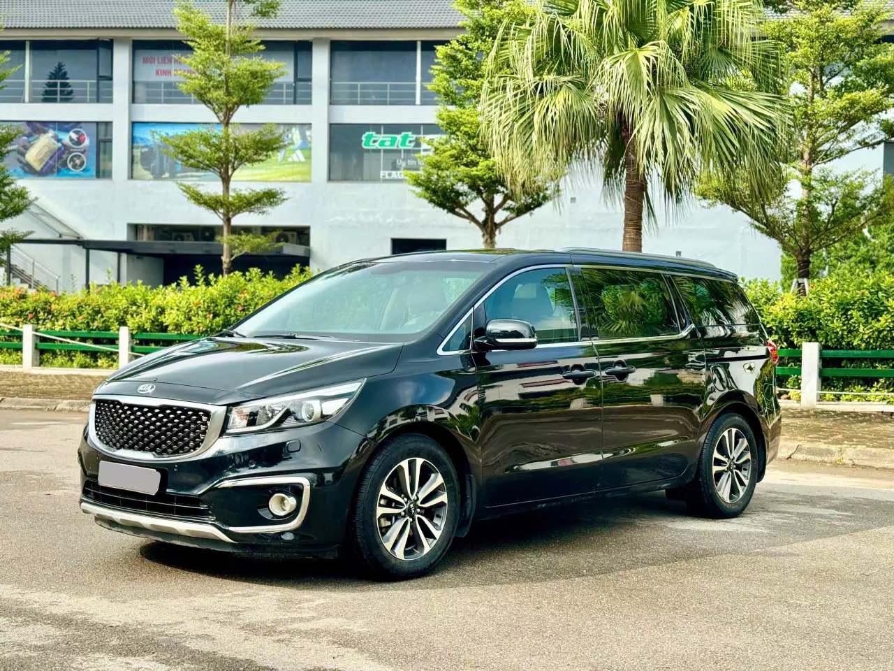 Siêu phẩm gia đình – KIA Sedona Full Dầu 2018 -2