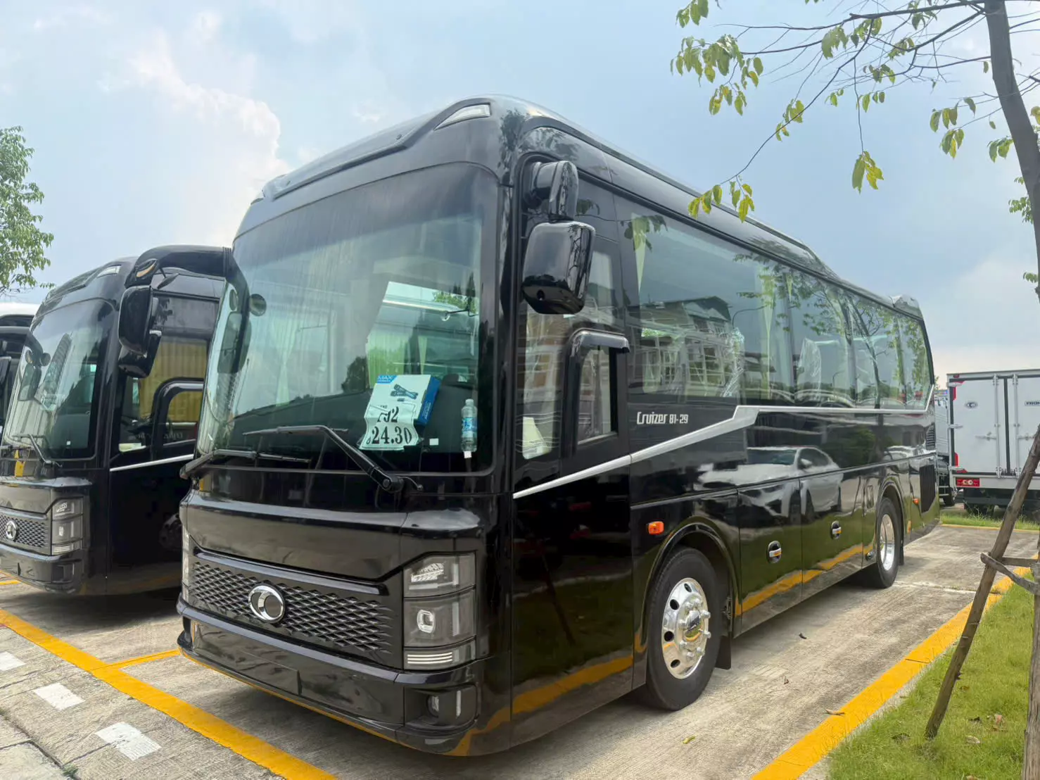 TB81S 29 chỗ, máy Weichai 170ps, bản full option-3