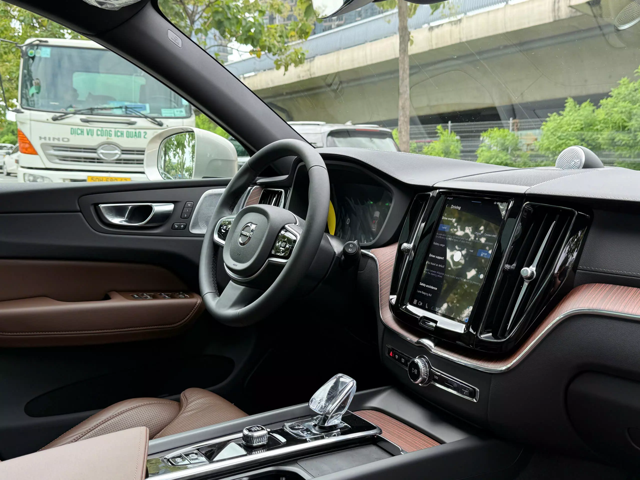 SIÊU LƯỚT 50KM - ĐKLĐ T04/2025  VOLVO XC60 T8 Plug-in Hybrid -5