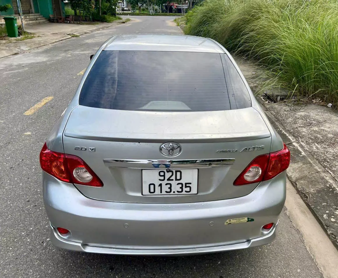 Bán nhanh Toyota Altis bản 2.0V - sx 2010-4