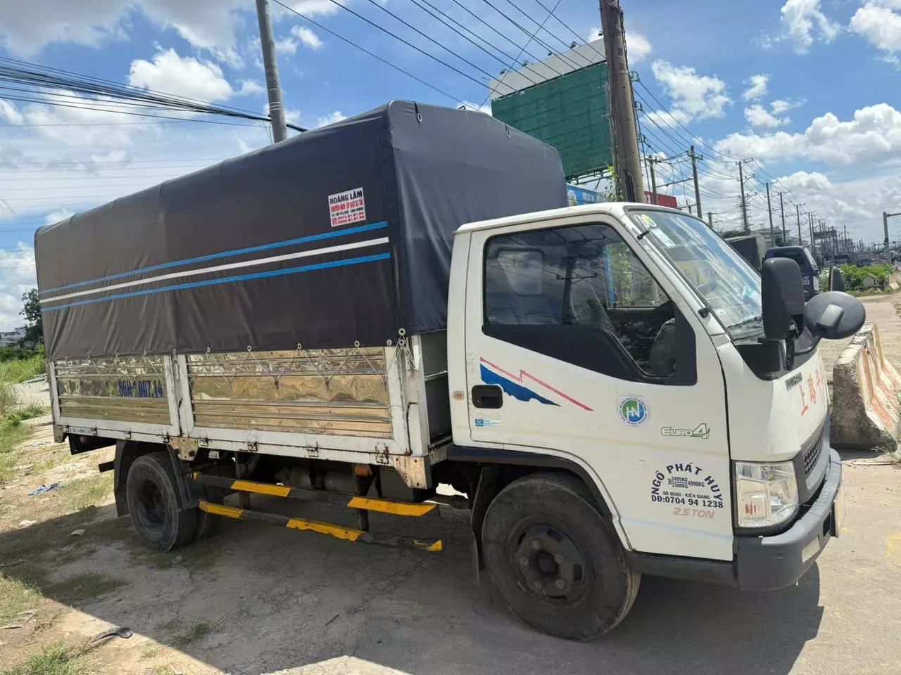 CHÍNH CHỦ CẦN BÁN XE IZ49 ĐỜI 2019 THÙNG DÀI 4,2m -6