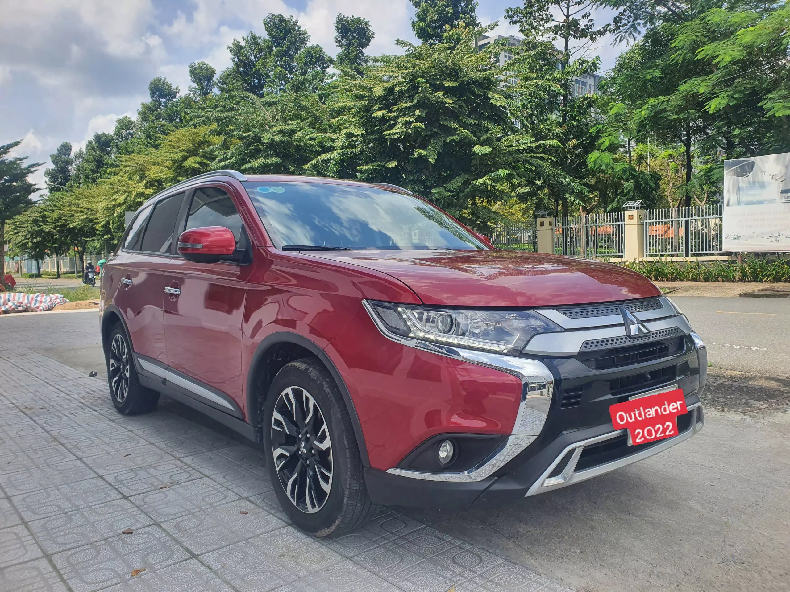 Mitsubishi Outlander 2.0 CVT-0