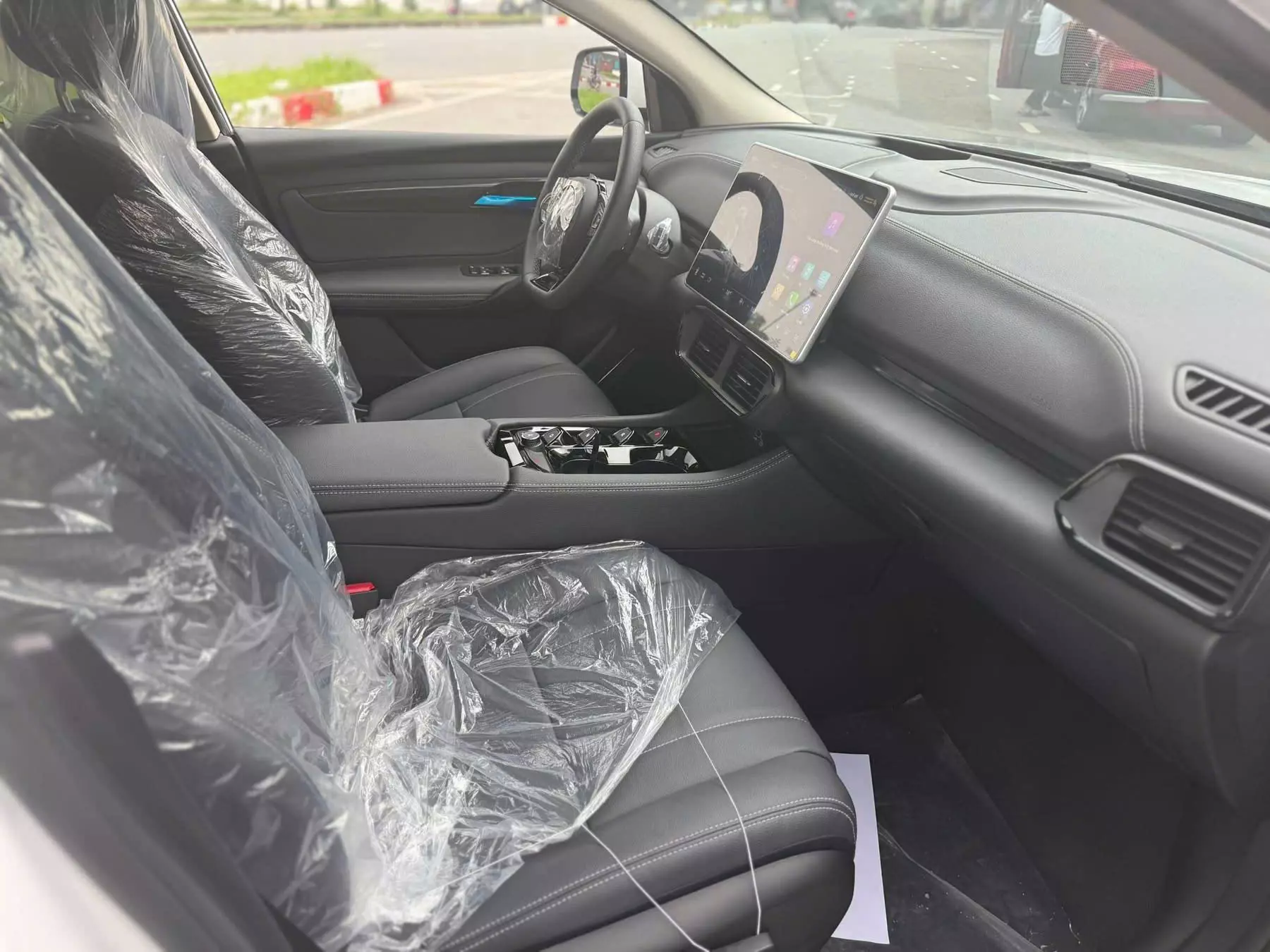 VF8 S 2024, 2 Cầu - Pin CATL-2