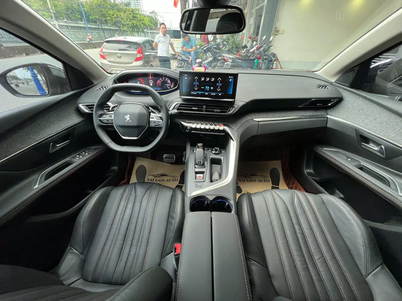 Peugeot 3008 Premium-1