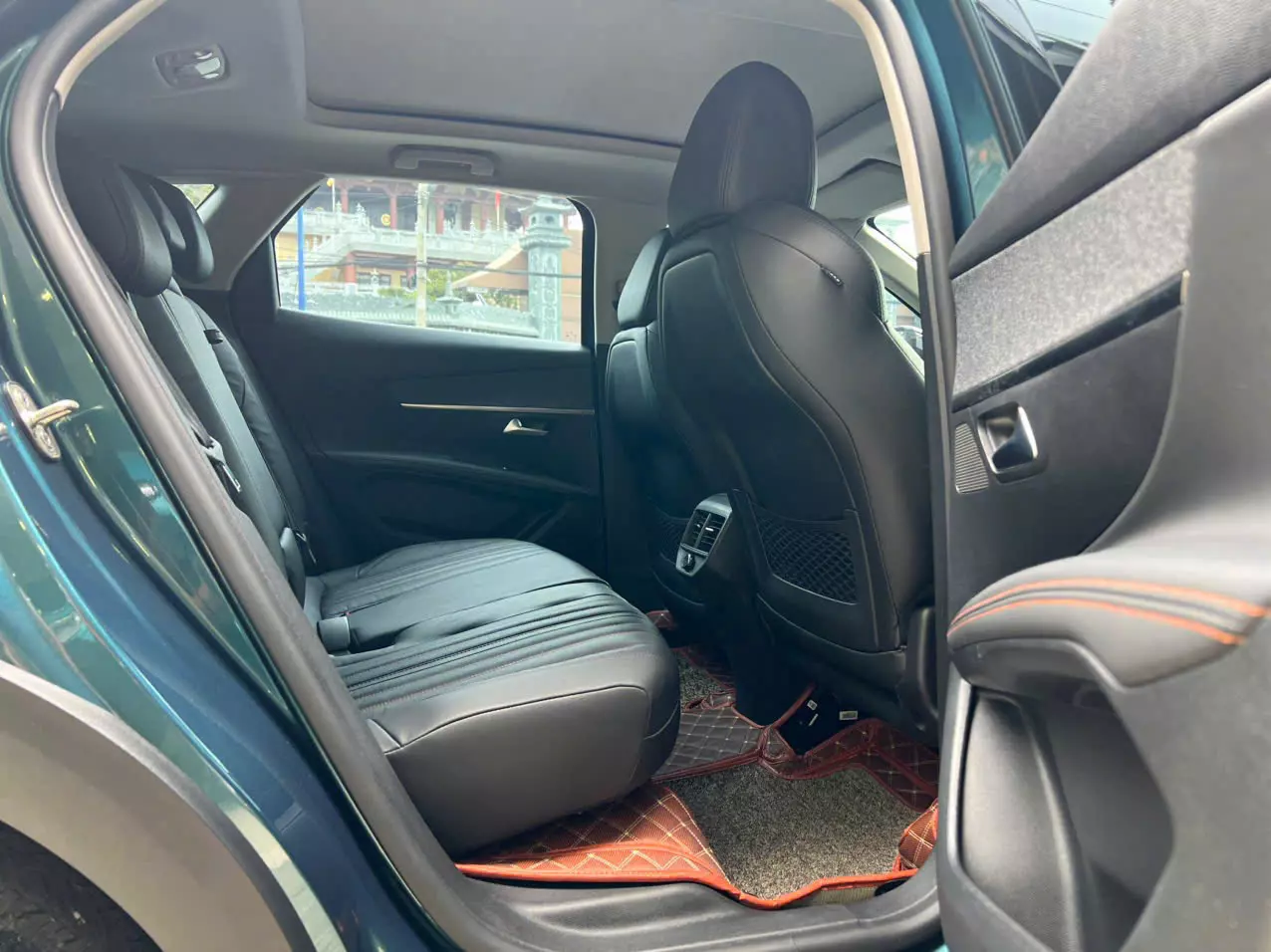 Peugeot 3008 Premium-4