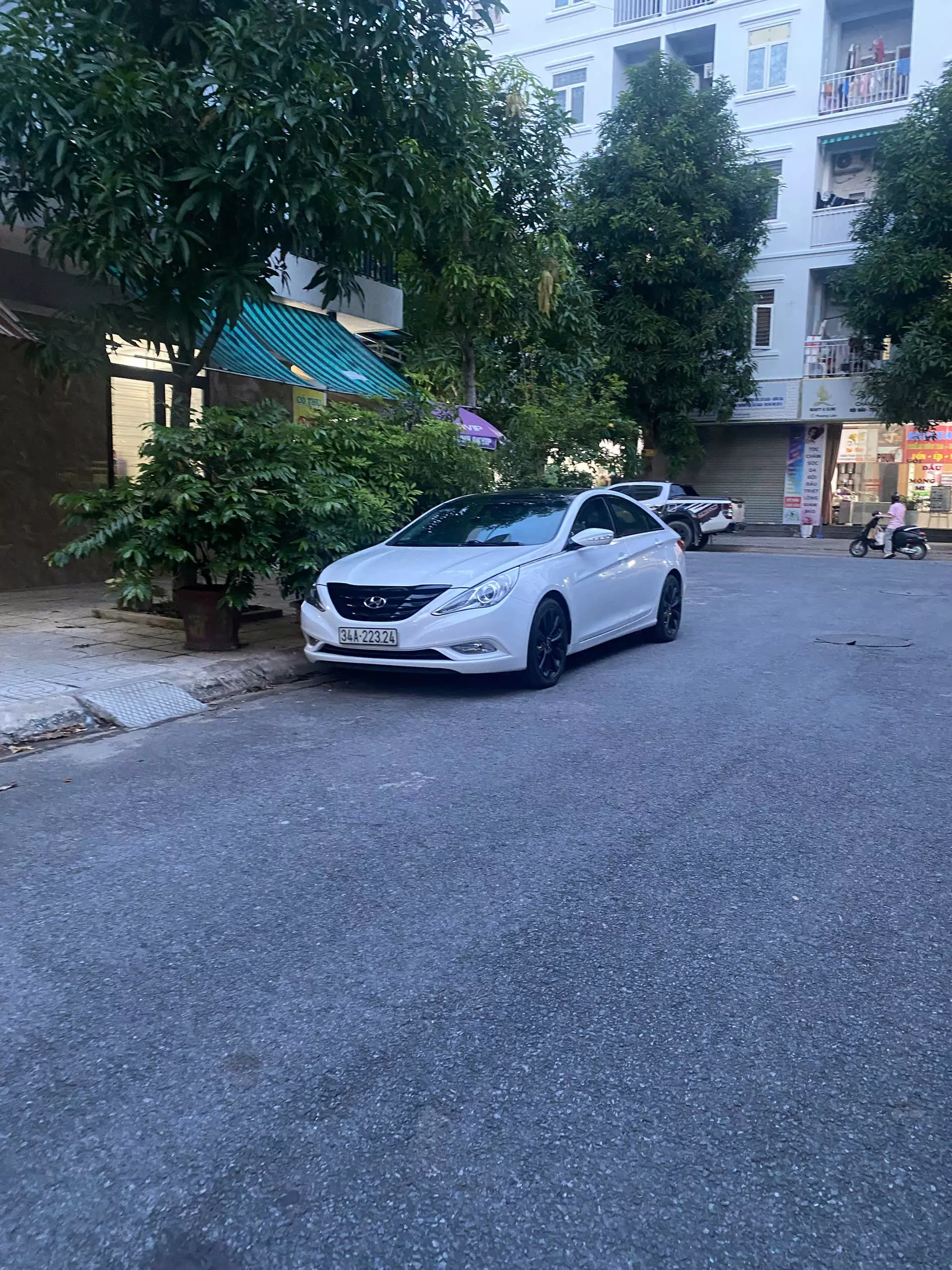 Em cần nhượng lại chiếc xe Hyundai Sonata Y20 , đăng ký lần đầu 31/12/2010-6