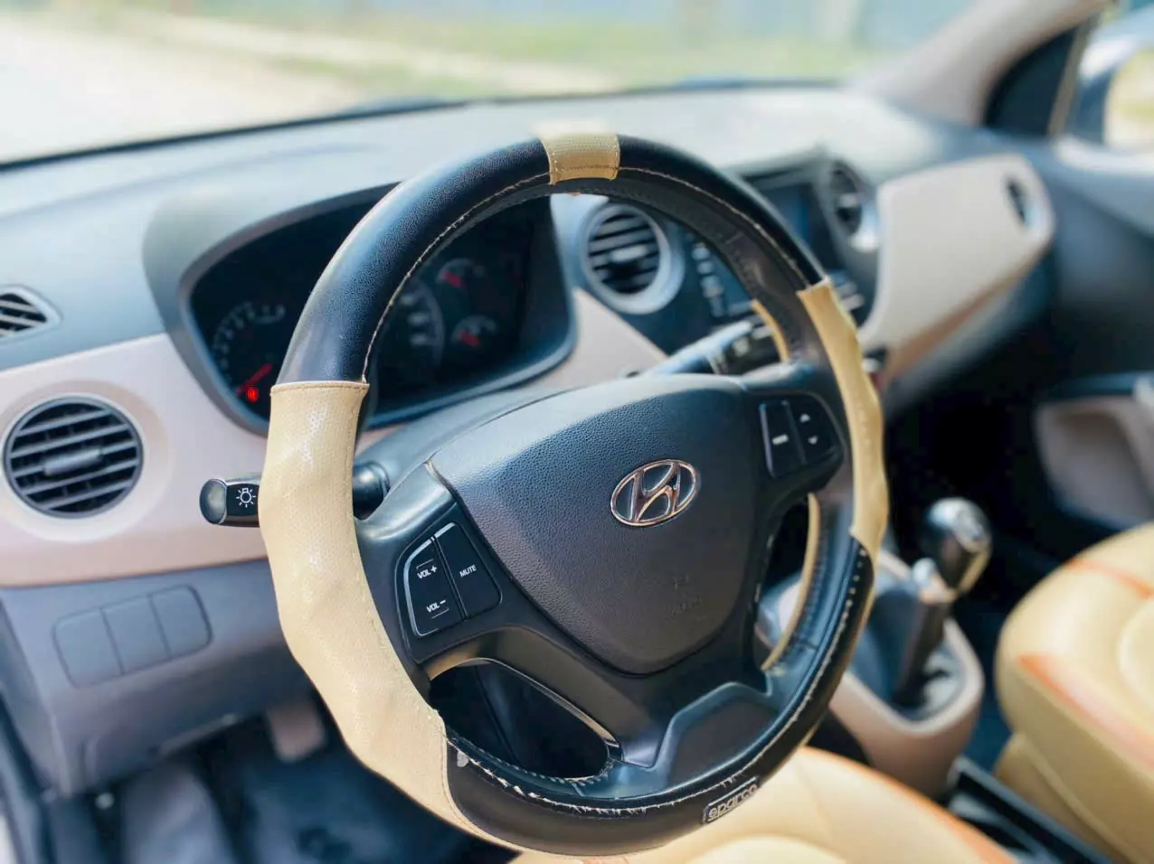 Cần bán xe Hyundai i10 Sedan 2019 – Bản đủ, chính chủ-1