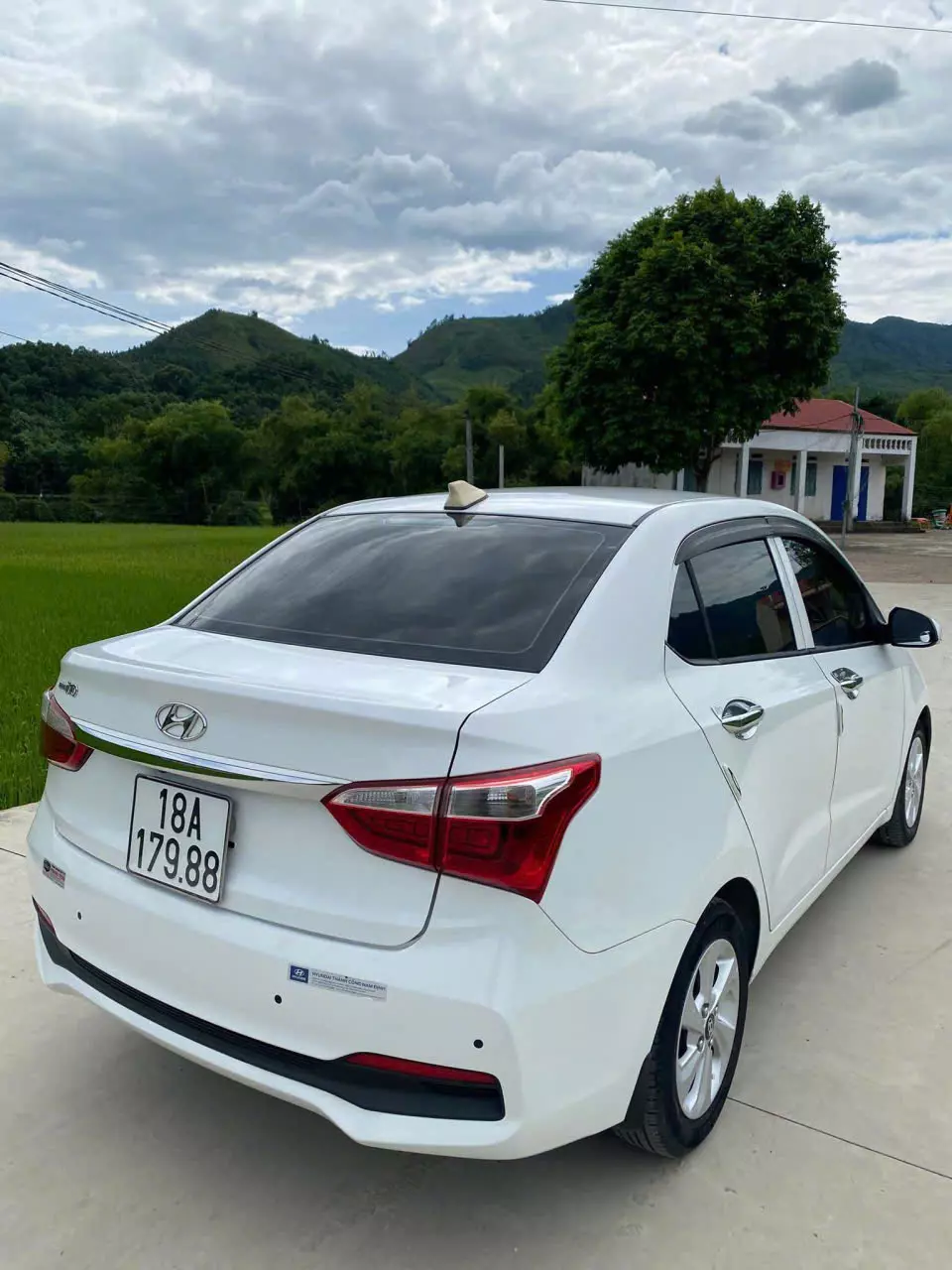 Chào bán i10 sedan 2019 đăng kí 2020 odo hơn 6v km-2