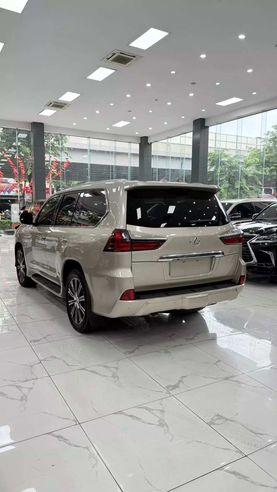 Bán Lexus LX570 nhập mỹ, sản xuất 2019 chạy ít cực mới.-3