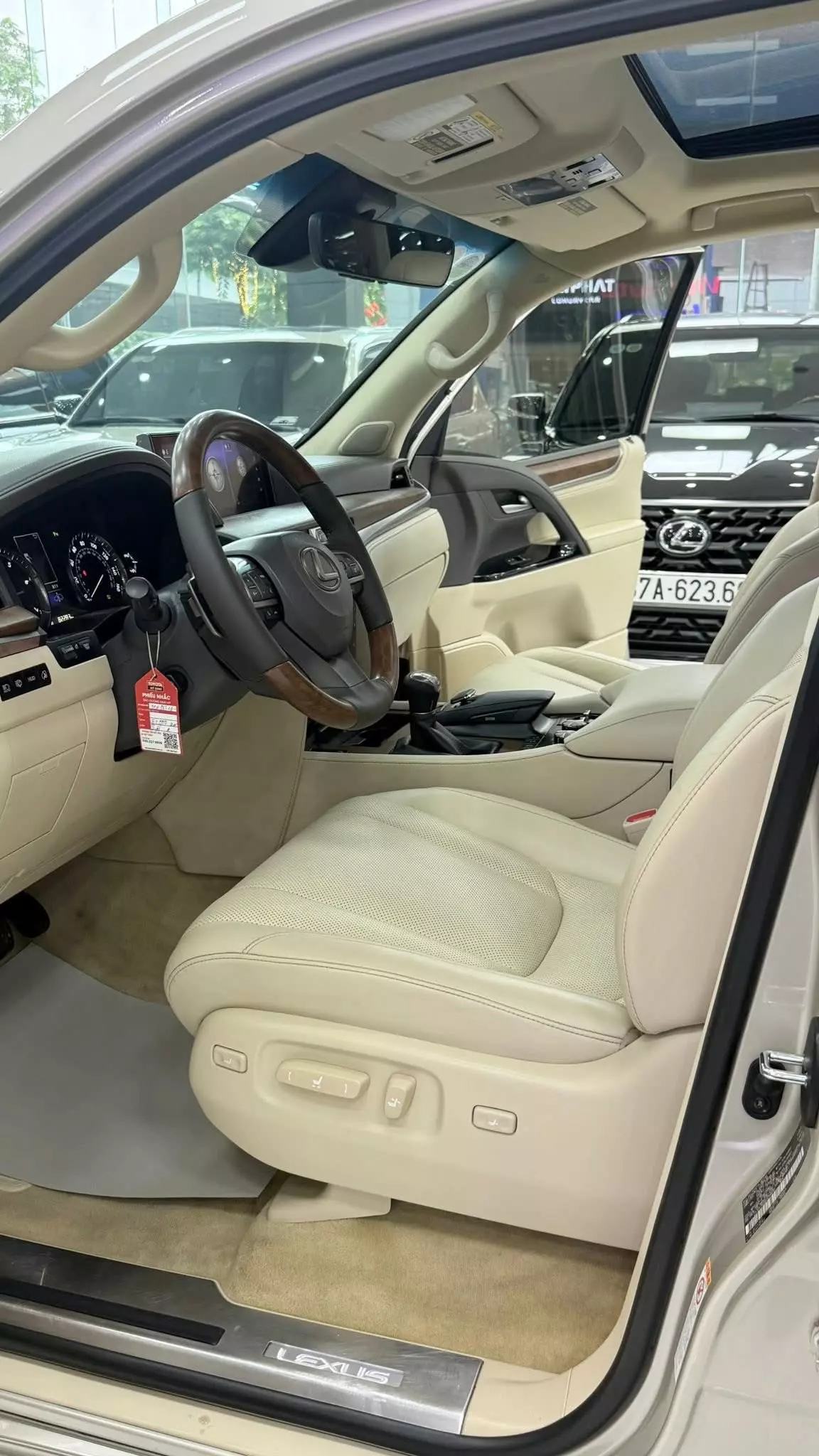 Bán Lexus LX570 nhập mỹ, sản xuất 2019 chạy ít cực mới.-5