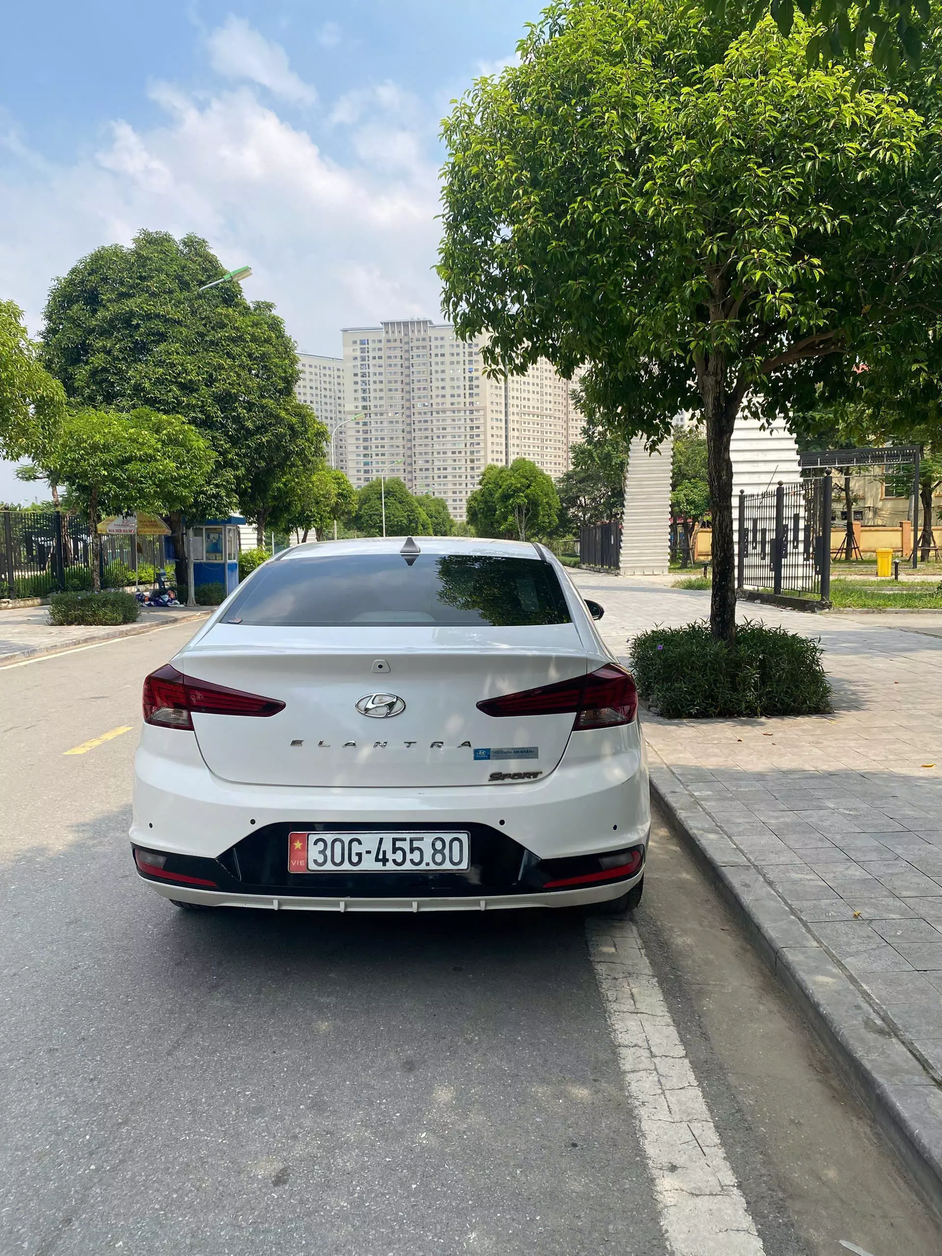 Chính chủ bán xe Elantra sx 2020 AT bản Sport-2