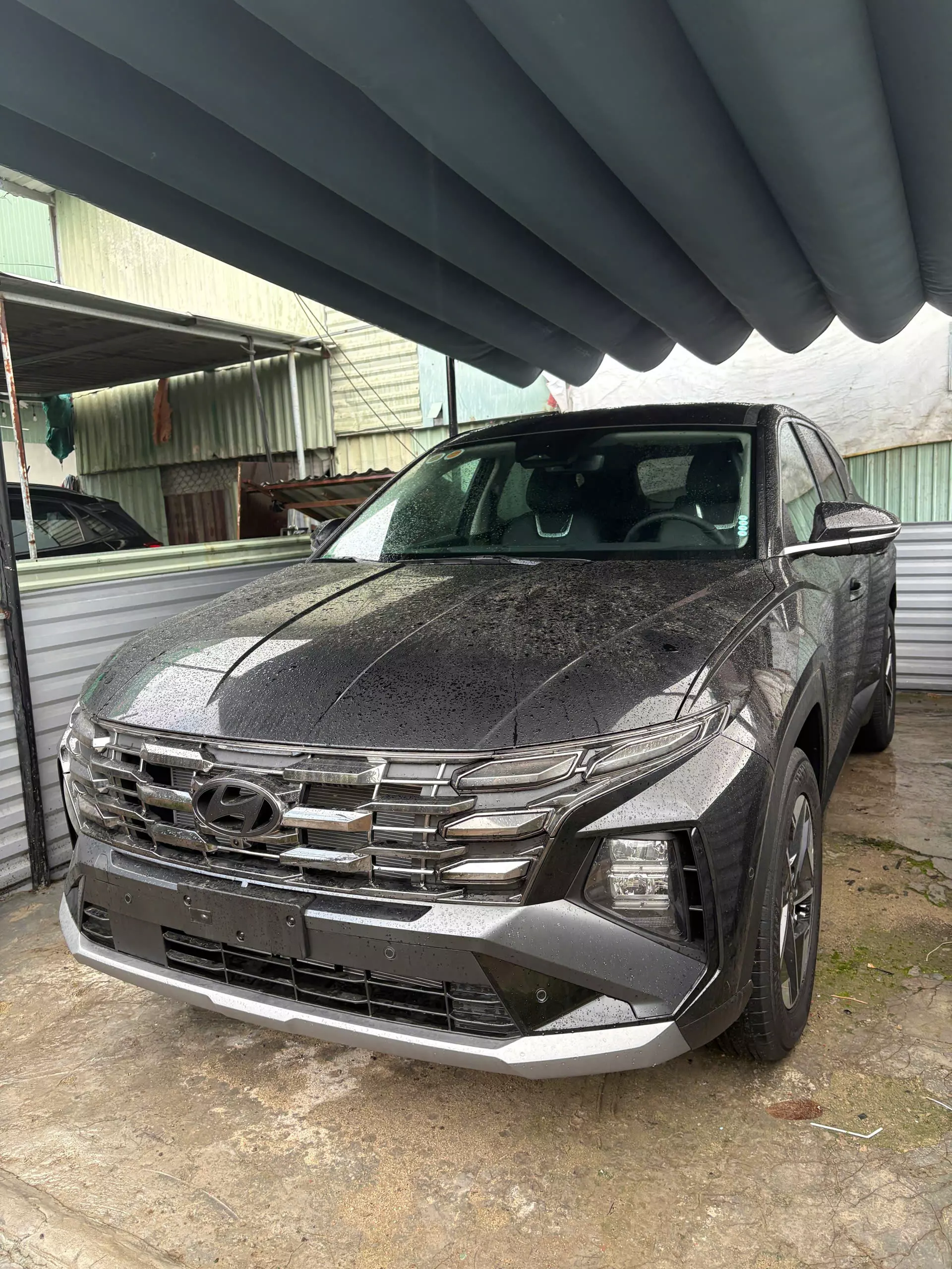 BÁN HYUNDAI TUCSON 2.0 XĂNG ĐẶC BIỆT – MÀU ĐEN – 2025-2