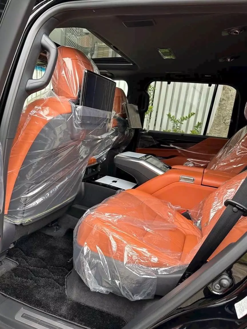 Bán lexus LX600 VIP màu Đen, sản xuất 2025, mới 100%. Xe giao ngay.-5