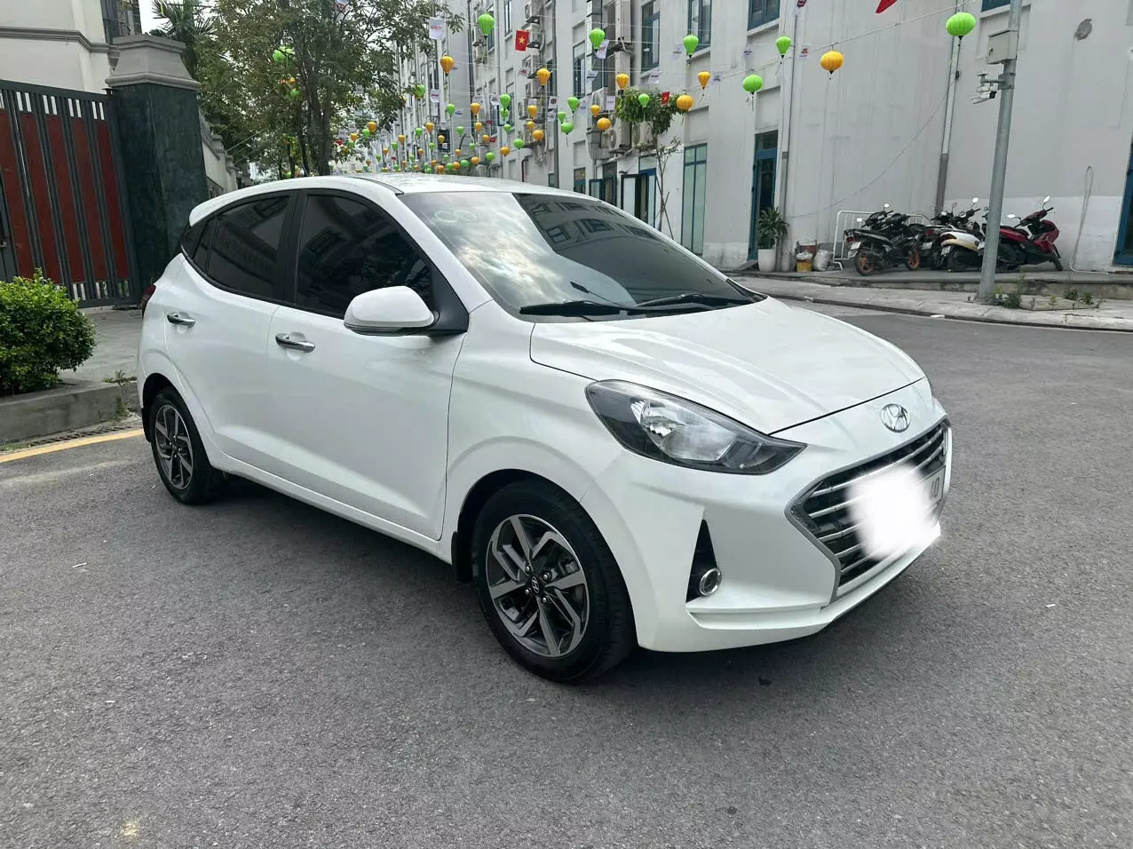 Chính chủ bán xe i10 2022-0