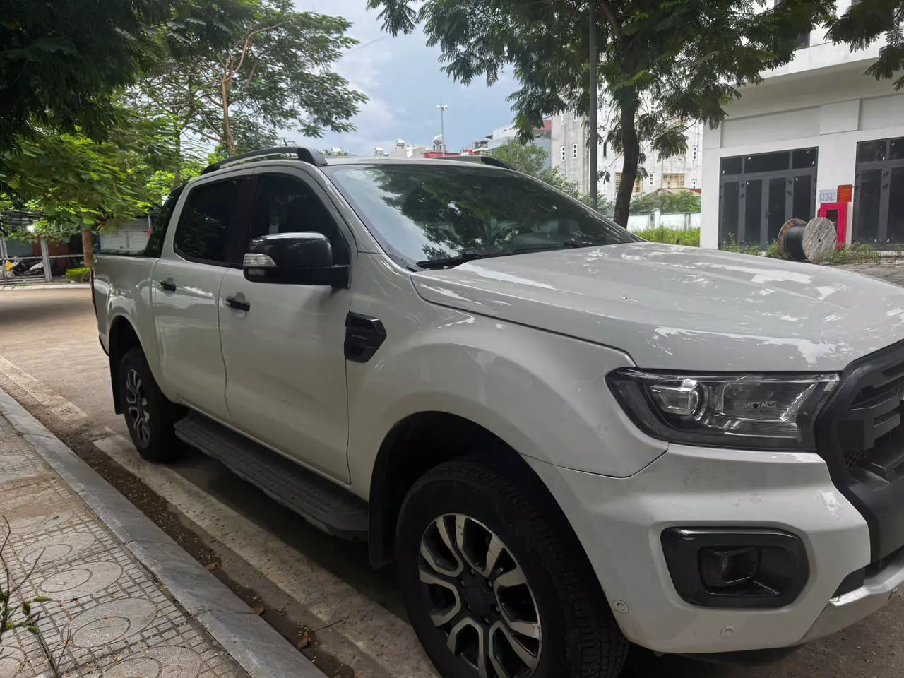 Chính chủ bán xe Wiltrack 2019-3