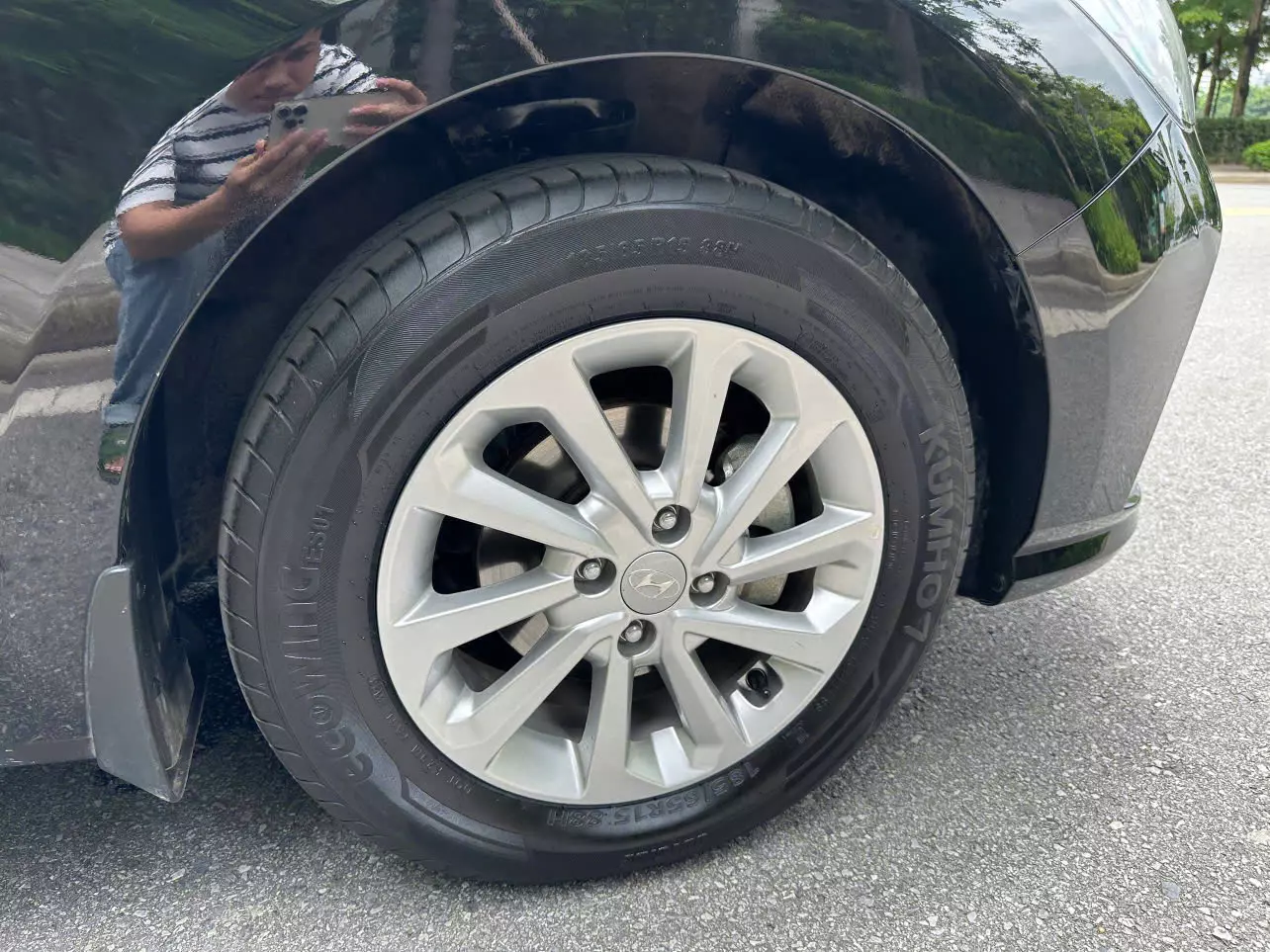  Chính chủ bán xe Acent 2023 Bản AT-5