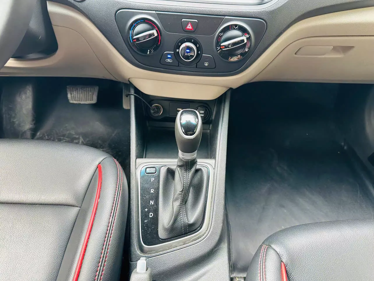  Chính chủ bán xe Acent 2023 Bản AT-8