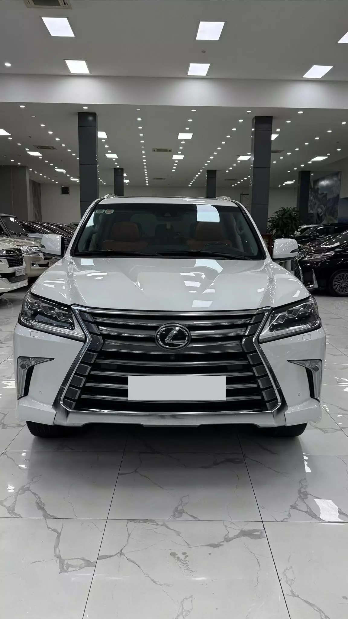 Bán Lexus LX570 2016, nhập Trung Đông, một chủ từ mới.-0